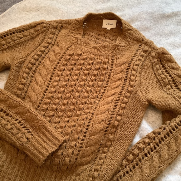 SOLD * Wilfred Ochre Scalloped Sweater - Picture 2 of 6